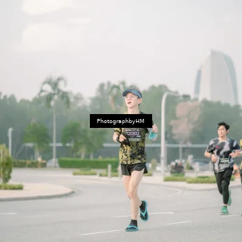 Runner Photo 6745798