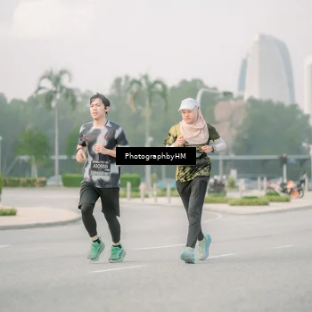 Runner Photo 6745799