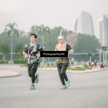 Runner Photo 6745807