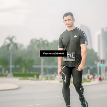 Runner Photo 6745825