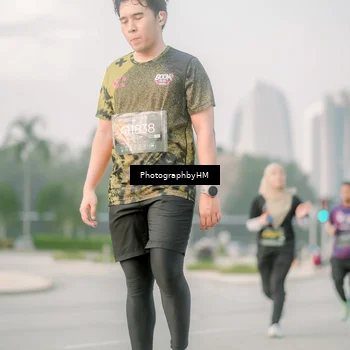 Runner Photo 6745859