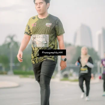 Runner Photo 6745861