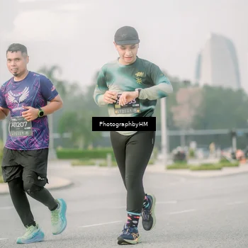Runner Photo 6745880