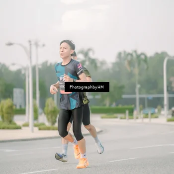 Runner Photo 6745892