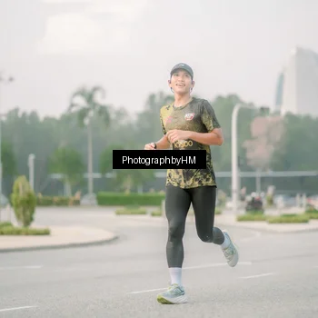 Runner Photo 6746310