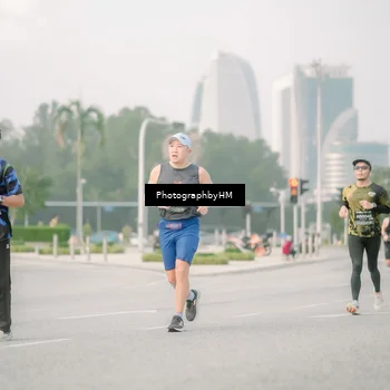 Runner Photo 6746515