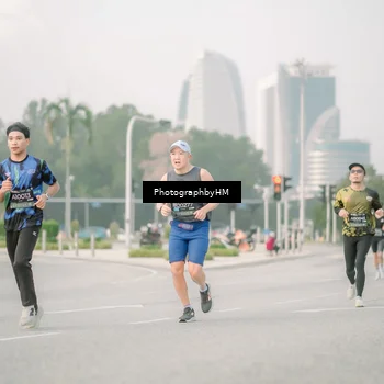 Runner Photo 6746517
