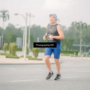 Runner Photo 6746549