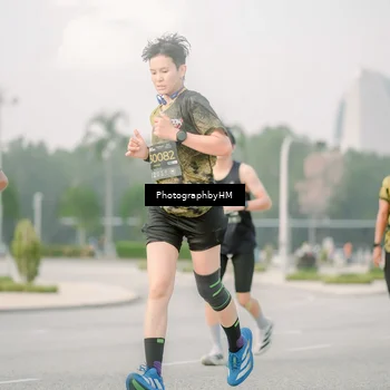 Runner Photo 6746707