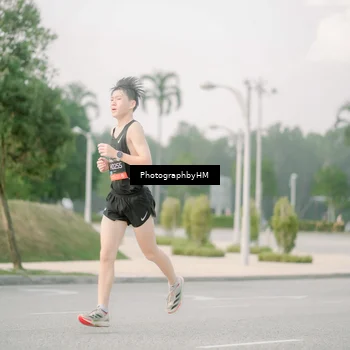 Runner Photo 6746754