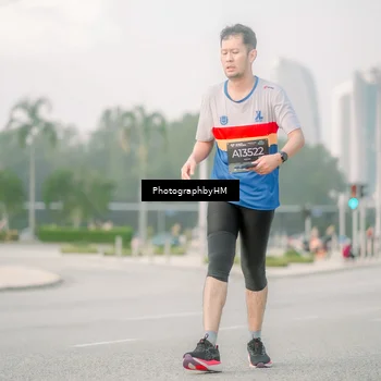 Runner Photo 6746771