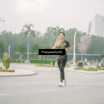 Runner Photo 6746792