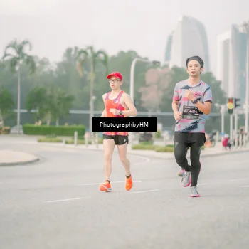 Runner Photo 6746811