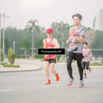 Runner Photo 6746819