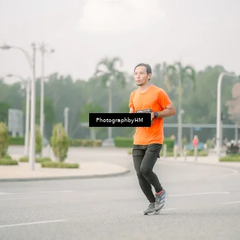 Runner Photo 6746851