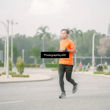 Runner Photo 6746858