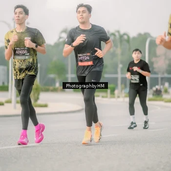 Runner Photo 6746870