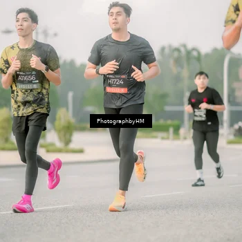 Runner Photo 6746873