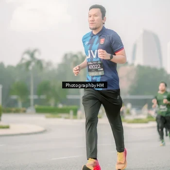 Runner Photo 6746880