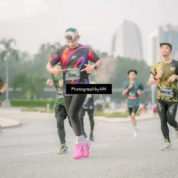 Runner Photo 6746884