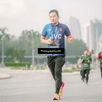 Runner Photo 6746887