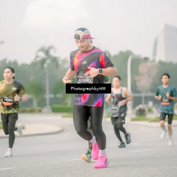 Runner Photo 6746889