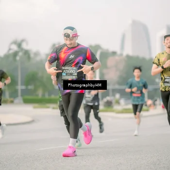 Runner Photo 6746891