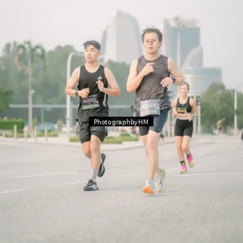 Runner Photo 6746904