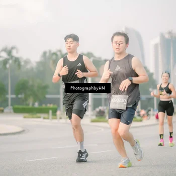 Runner Photo 6746906