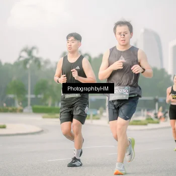 Runner Photo 6746917