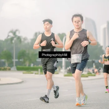 Runner Photo 6746919