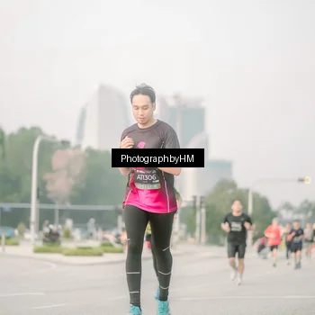 Runner Photo 6746922