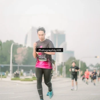 Runner Photo 6746928