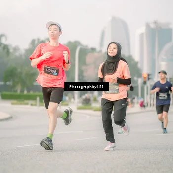 Runner Photo 6746979