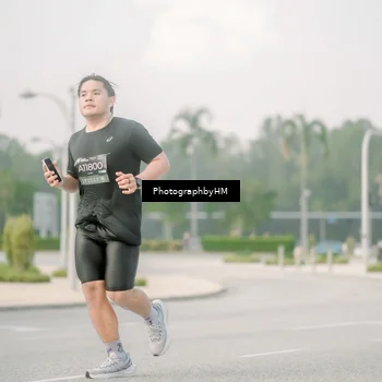 Runner Photo 6746984