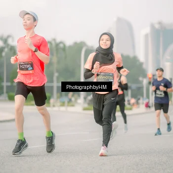 Runner Photo 6746998