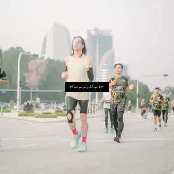 Runner Photo 6747039