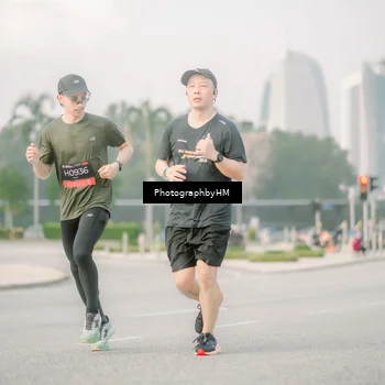Runner Photo 6747103