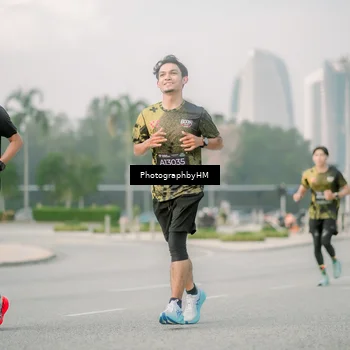 Runner Photo 6747123