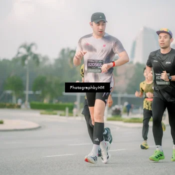 Runner Photo 6747188