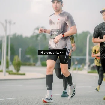Runner Photo 6747197