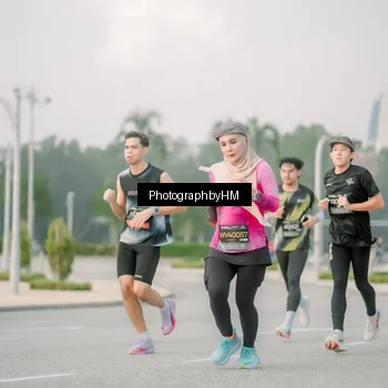 Runner Photo 6747288