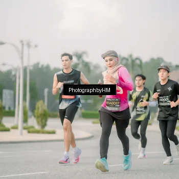 Runner Photo 6747289