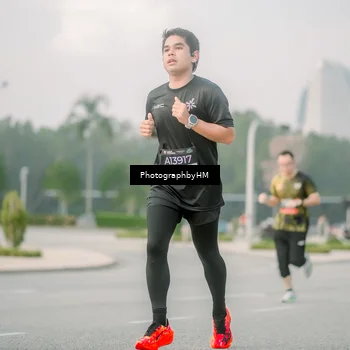 Runner Photo 6747295
