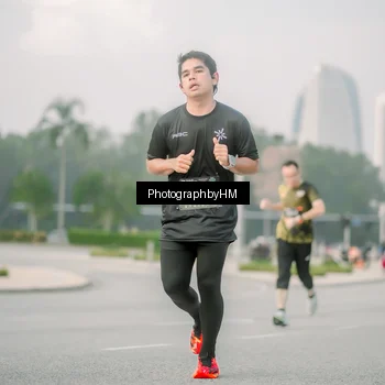 Runner Photo 6747310
