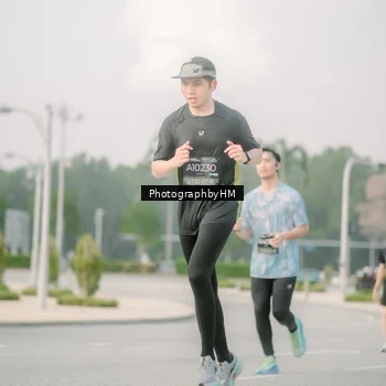 Runner Photo 6747345