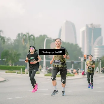 Runner Photo 6747355