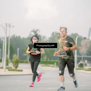 Runner Photo 6747360