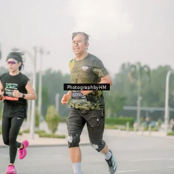Runner Photo 6747375
