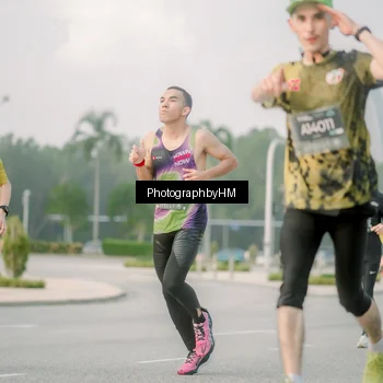Runner Photo 6747412